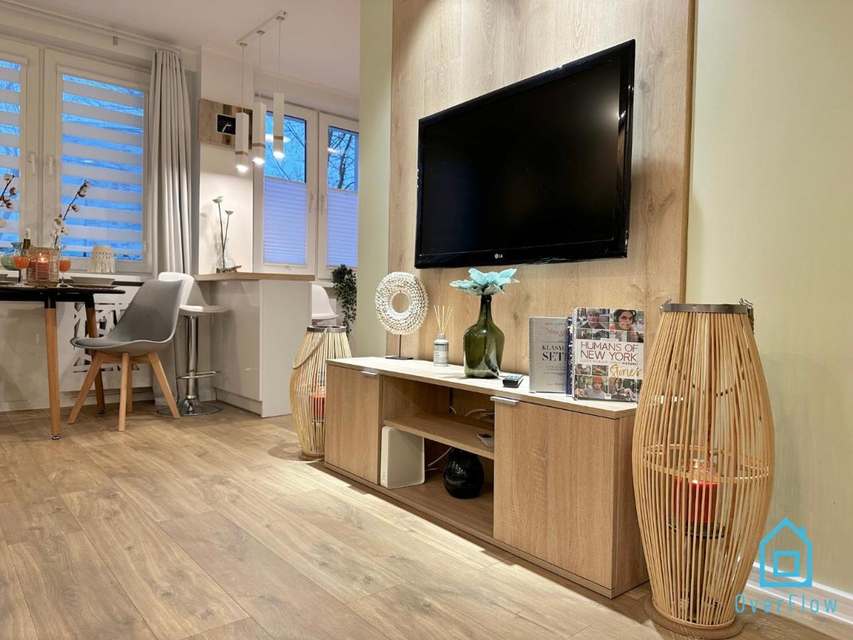 Boho Apartment - 10 Min To Old Town Gdansk,Pkp & Shopping Mall Exterior photo
