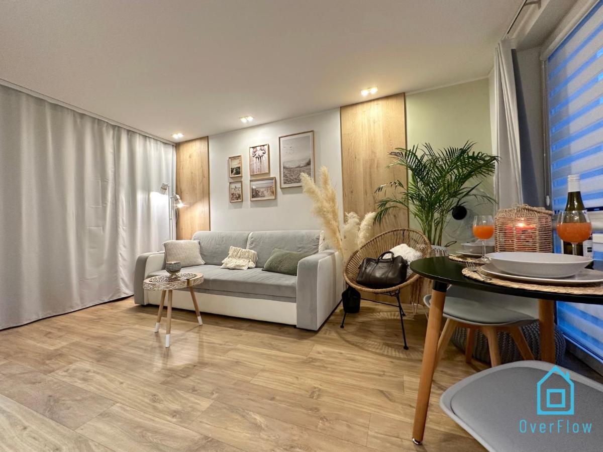Boho Apartment - 10 Min To Old Town Gdansk,Pkp & Shopping Mall Exterior photo